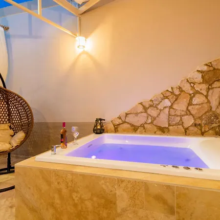 Almi Traditional House *